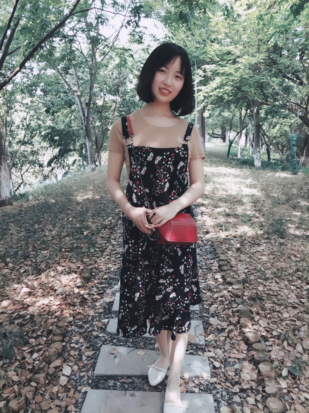 王倩莹.jpg 王倩莹.jpg