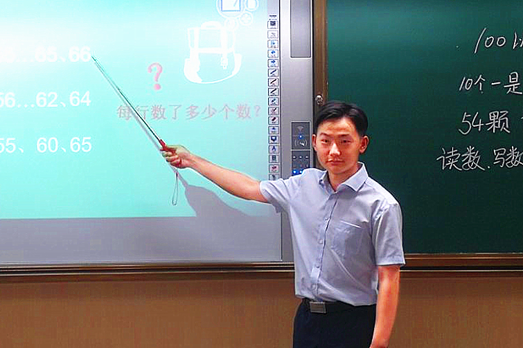 唐益天.jpg 唐益天.jpg