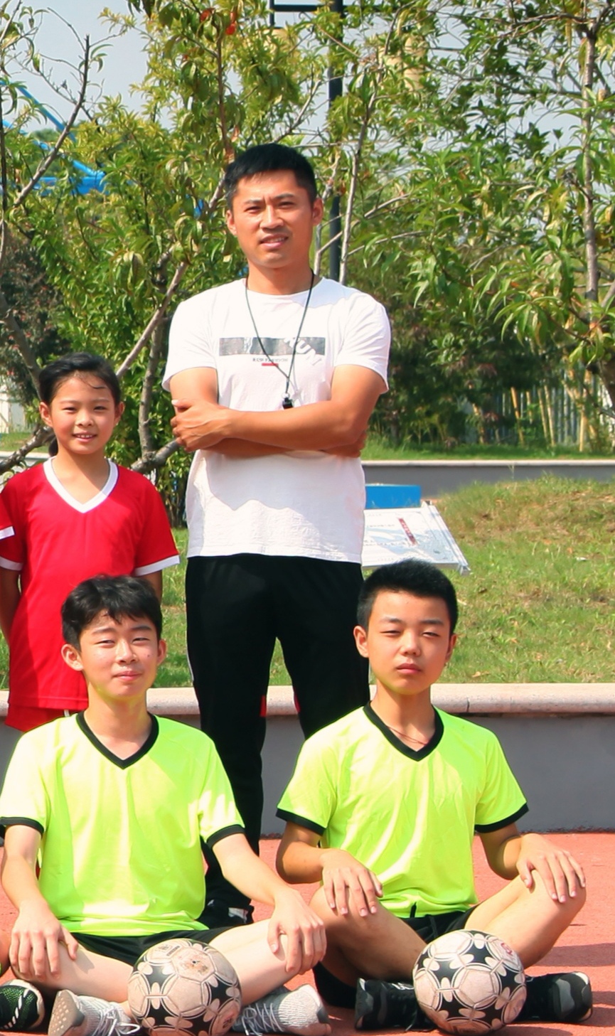 伍安康.jpg 伍安康.jpg